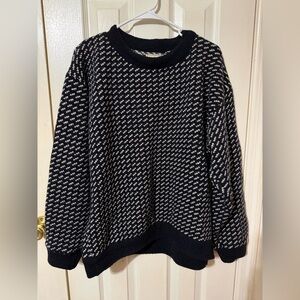LL Bean Vintage Wool Black and White Patterned Sweater